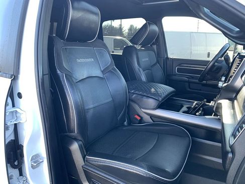 Used 2024 RAM 3500 Laramie w/ Night Edition image 25