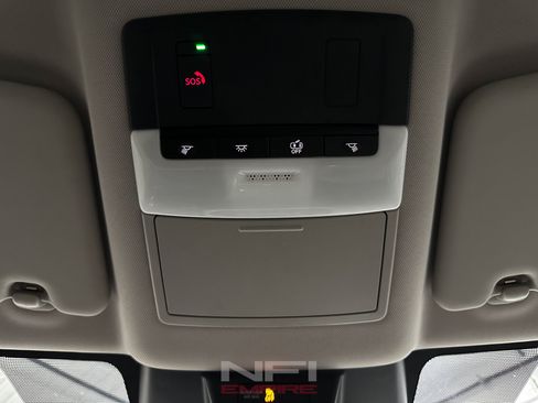 Used 2021 Nissan Rogue SV FWD image 30