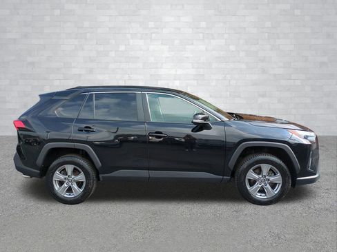 Used 2024 Toyota RAV4 XLE image 3