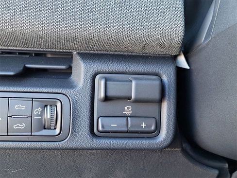 New 2026 GMC Sierra EV Elevation image 25