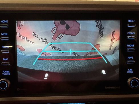 Used 2022 Toyota Tacoma SR5 w/ Technology Package image 28