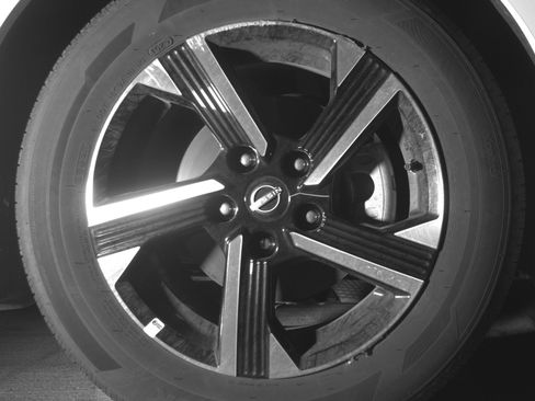 Used 2025 Nissan Sentra SV FWD image 13