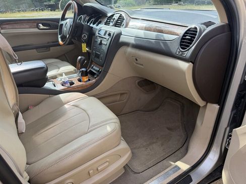 Used 2012 Buick Enclave Leather AWD/4WD image 35