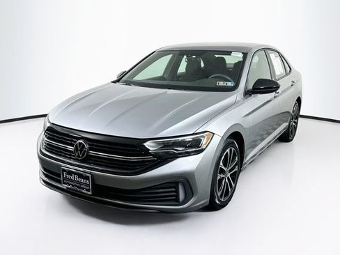 Certified 2023 Volkswagen Jetta Sport FWD image 4