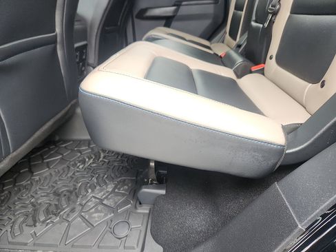 Used 2024 Ford Bronco Wildtrak image 26