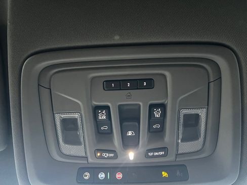 Used 2020 Chevrolet Silverado 1500 LT Trail Boss image 36