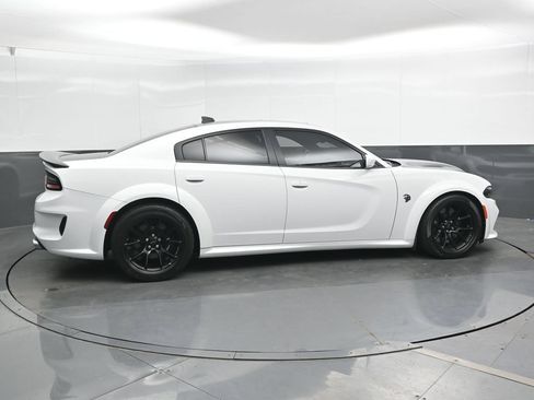 Used 2021 Dodge Charger SRT Hellcat RWD image 3