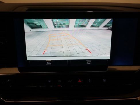 Certified 2024 Chevrolet Silverado 1500 LT image 17