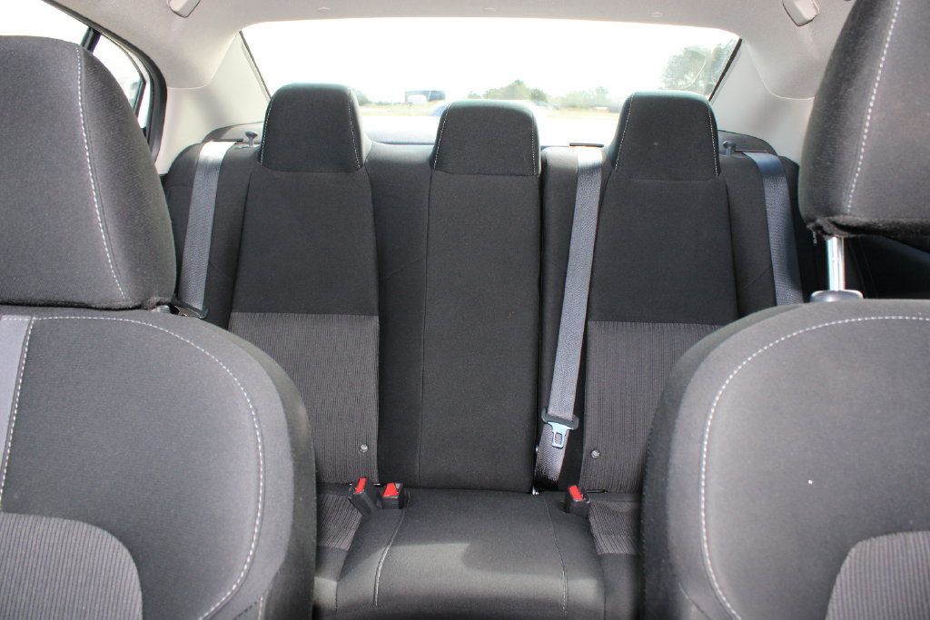 Used 2025 Nissan Sentra SV FWD image 16
