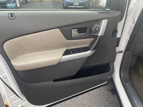 Used 2013 Ford Edge Limited image 19