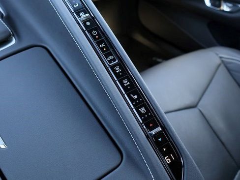 Certified 2024 Chevrolet Corvette Stingray Preferred Cpe w/ 2LT image 17