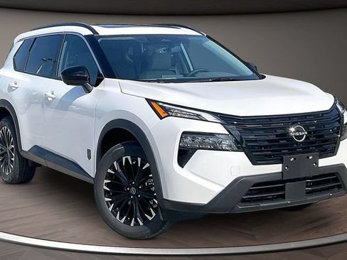 New 2026 Nissan Rogue Dark Armor FWD image 2