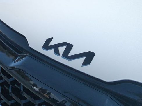 Certified 2025 Kia Sportage X-Pro Prestige AWD/4WD image 10
