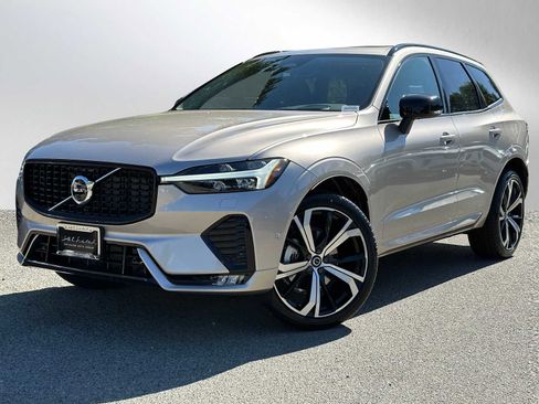 New 2025 Volvo XC60 B5 Ultra w/ Protection Package Premier image 3