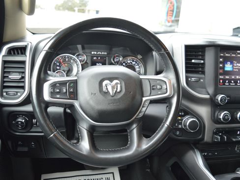 Used 2019 RAM 1500 Big Horn image 31