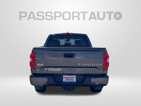 Used 2020 Toyota Tundra SR5 w/ SR5 Convenience Package AWD/4WD image 7