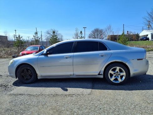 Used 2009 Chevrolet Malibu LT w/ Power Convenience Package FWD image 8