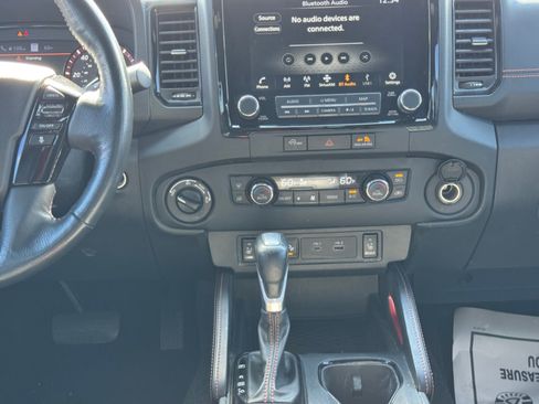 Used 2024 Nissan Frontier PRO-4X w/ Pro Premium Package image 15