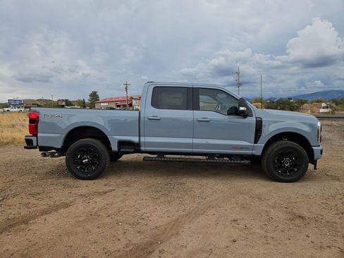 New 2025 Ford F350 Lariat w/ Lariat Ultimate Package AWD/4WD image 4