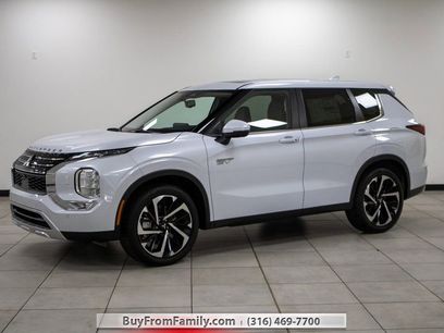 Used 2024 Mitsubishi Outlander SE