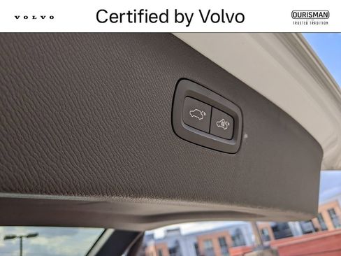 Certified 2024 Volvo XC90 B6 Ultimate w/ Protection Package Premier AWD/4WD image 29