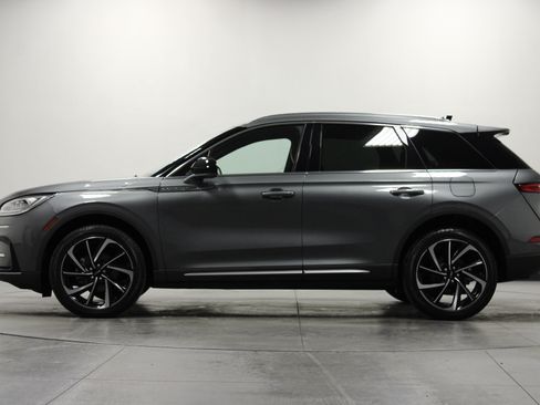Used 2023 Lincoln Corsair Reserve FWD image 7