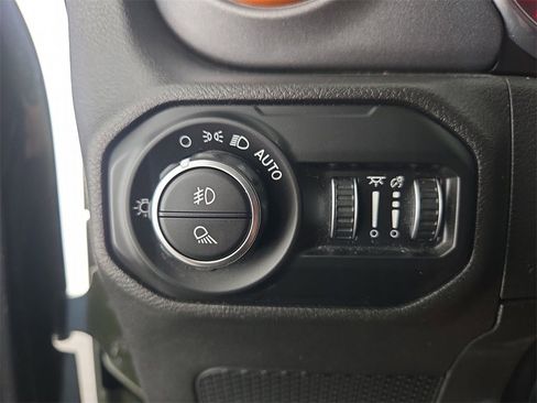 Used 2021 Jeep Gladiator Mojave image 24