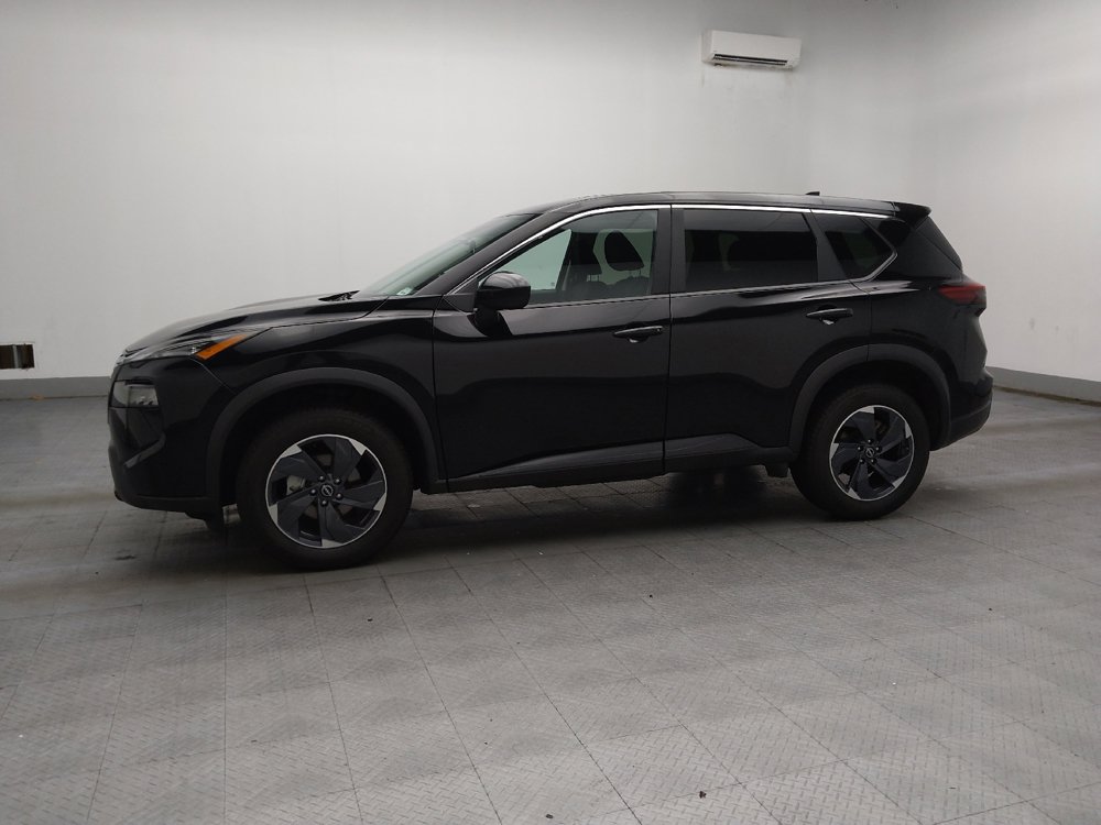 Used 2025 Nissan Rogue SV AWD/4WD image 2