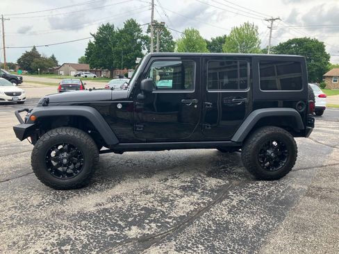 Used 2017 Jeep Wrangler Unlimited Sport AWD/4WD image 6