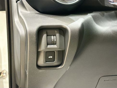 New 2025 Toyota GR86 Premium image 10