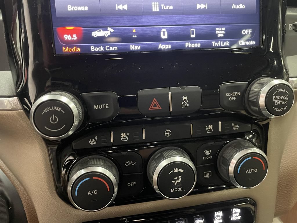 Used 2020 RAM 3500 Laramie AWD/4WD image 14
