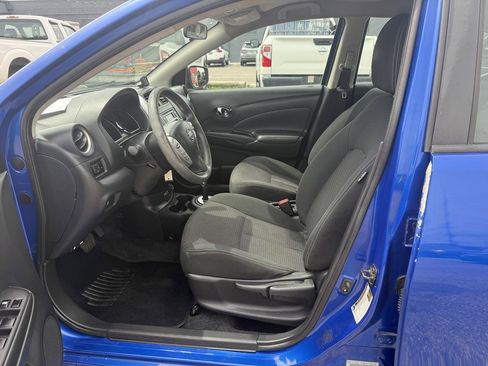 Used 2017 Nissan Versa SV FWD image 12