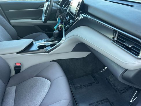 Used 2024 Toyota Camry LE image 14