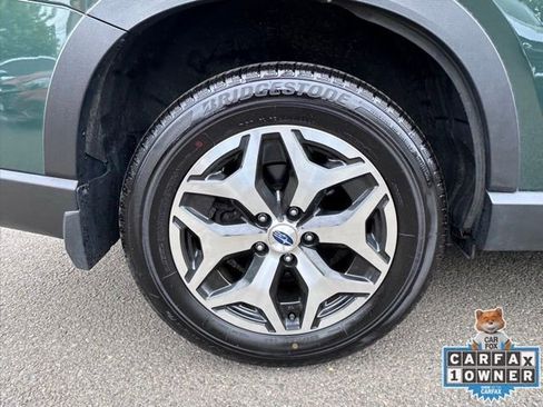 Used 2023 Subaru Forester Premium AWD/4WD image 30