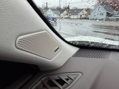 Used 2023 Nissan Rogue Platinum w/ Platinum Premium Package image 18