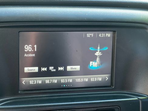 Used 2017 Chevrolet Silverado 2500 W/T image 31