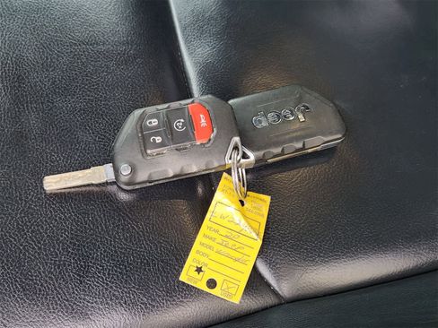 Used 2020 Jeep Wrangler Unlimited Rubicon image 32