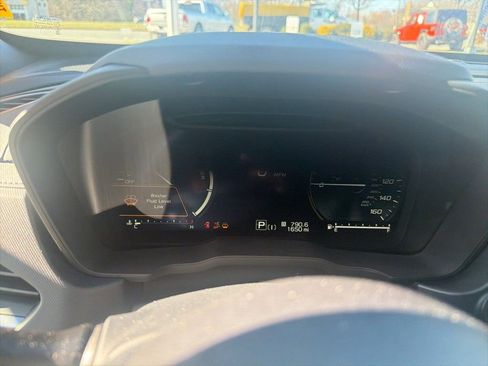 Used 2025 Subaru Forester Limited w/ Popular Package image 12