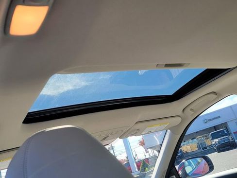 Used 2022 INFINITI Q50 Luxe w/ Cargo Package image 30