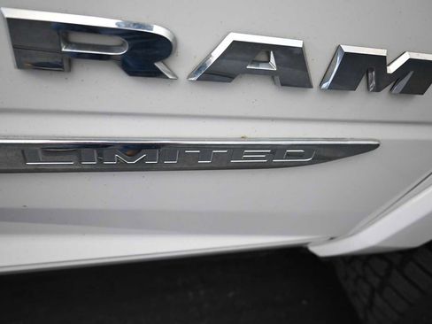 Used 2020 RAM 2500 Limited AWD/4WD image 29