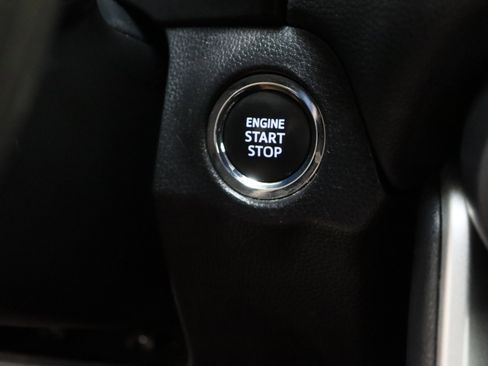 Certified 2025 Toyota RAV4 XLE FWD image 18