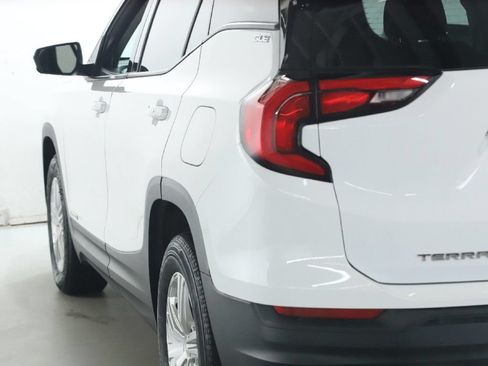 Used 2020 GMC Terrain SLE AWD/4WD image 42