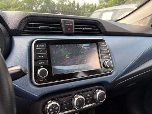 Used 2025 Nissan Versa SV FWD image 22