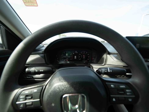 Used 2024 Honda Accord EX image 15
