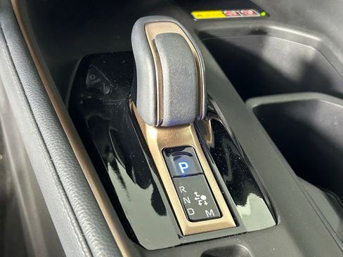 Used 2025 Toyota Grand Highlander AWD Hybrid image 25