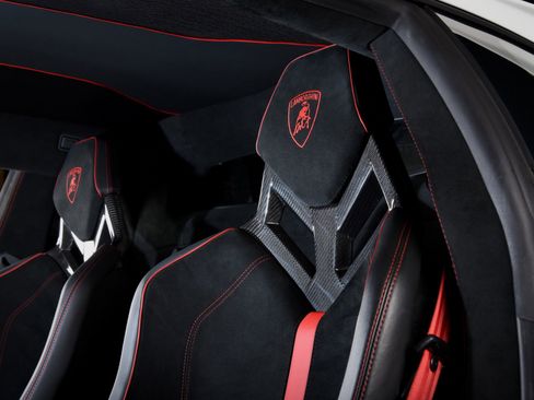 Used 2016 Lamborghini Aventador LP 750-4 Superveloce image 31