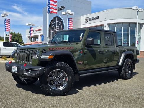 Certified 2022 Jeep Gladiator Rubicon w/ LED Lighting Group AWD/4WD image 3
