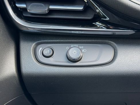 New 2026 Buick Envista Sport Touring image 12