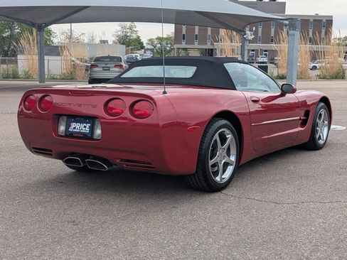 Used 2000 Chevrolet Corvette Convertible w/ Performance Handling Pkg image 5