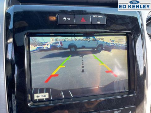 Used 2012 Ford F150 Platinum image 12